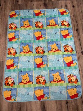 Winnie The Pooh & Tigger Toddler Baby Quilt 54" x 40" Disney Patchwork Lightweig